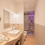 Trevi Monti House Affittacamere Roma