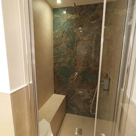 Trevi Monti House 4* Roma